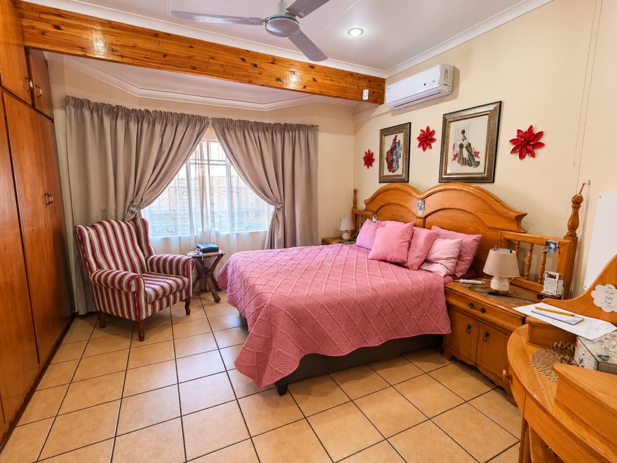 3 Bedroom Property for Sale in Uitsig Free State